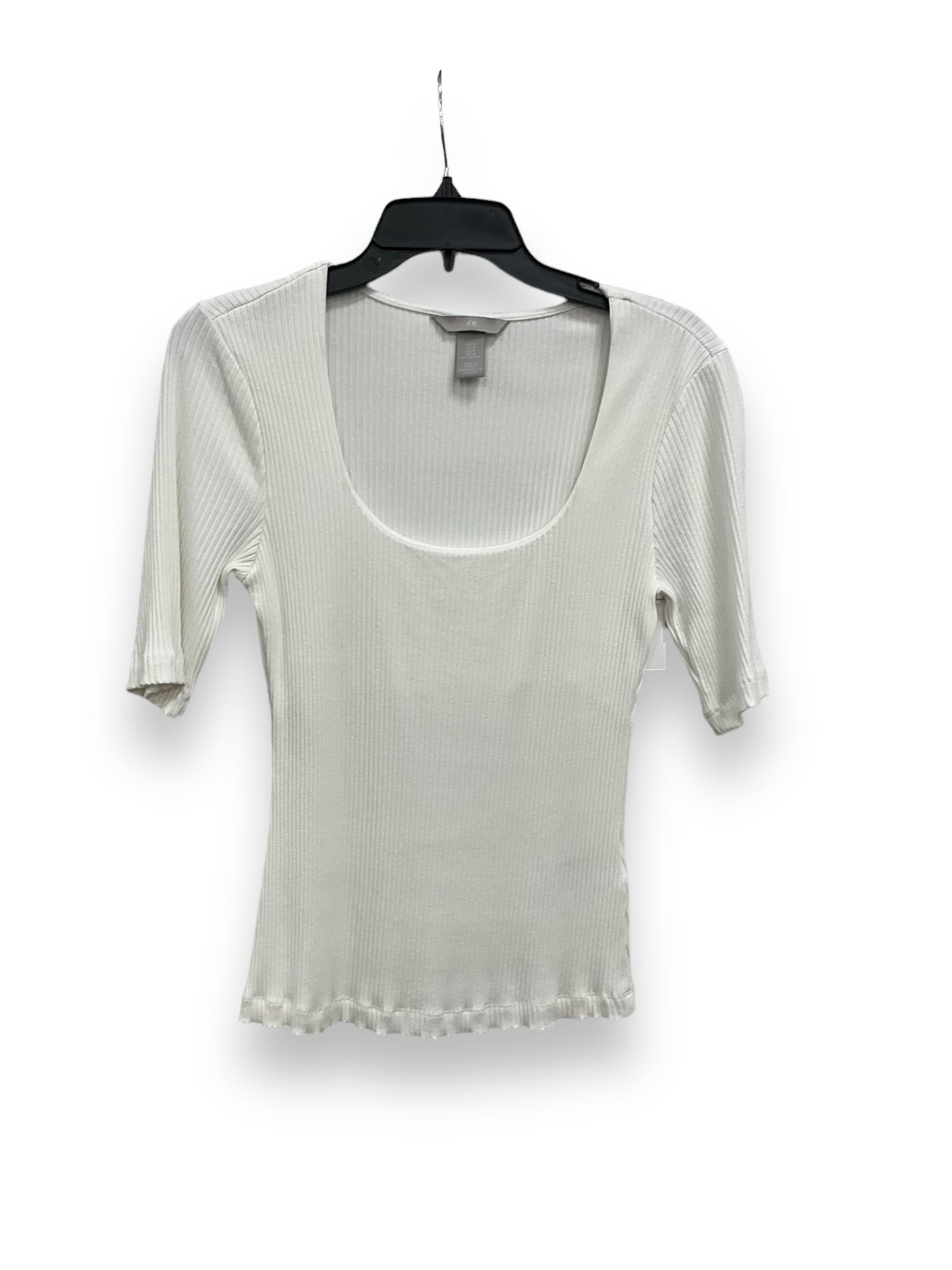 Top Short Sleeve Basic By H&m  Size: M