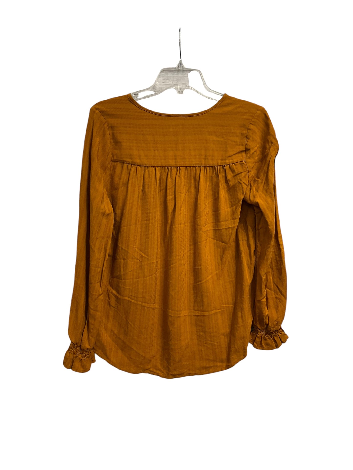 Blouse Long Sleeve By Knox Rose In Gold, Size: Xs