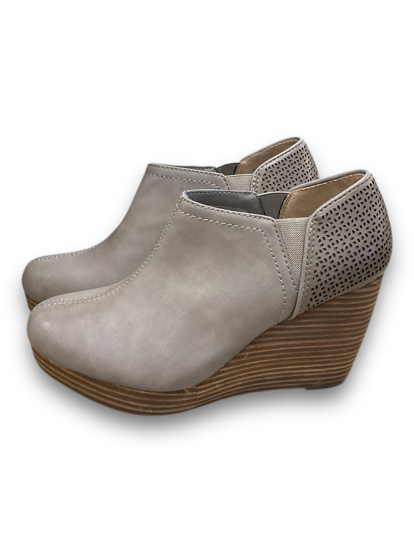 Boots Ankle Heels By Dr Scholls In Taupe, Size: 7