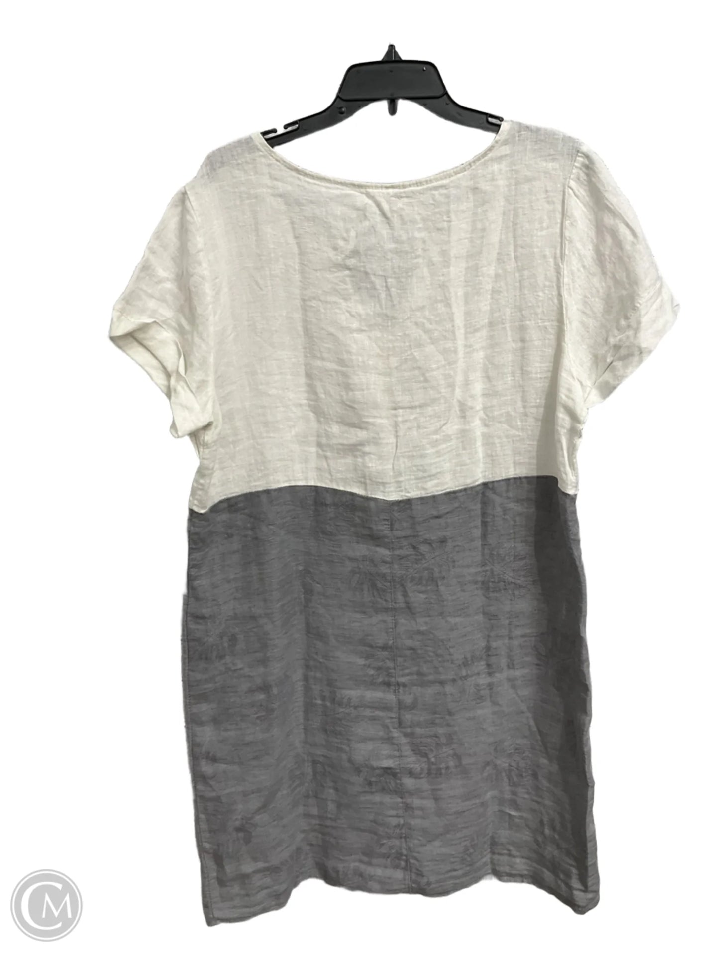 Dress Casual Short By Clothes Mentor In Grey & White, Size: Xl