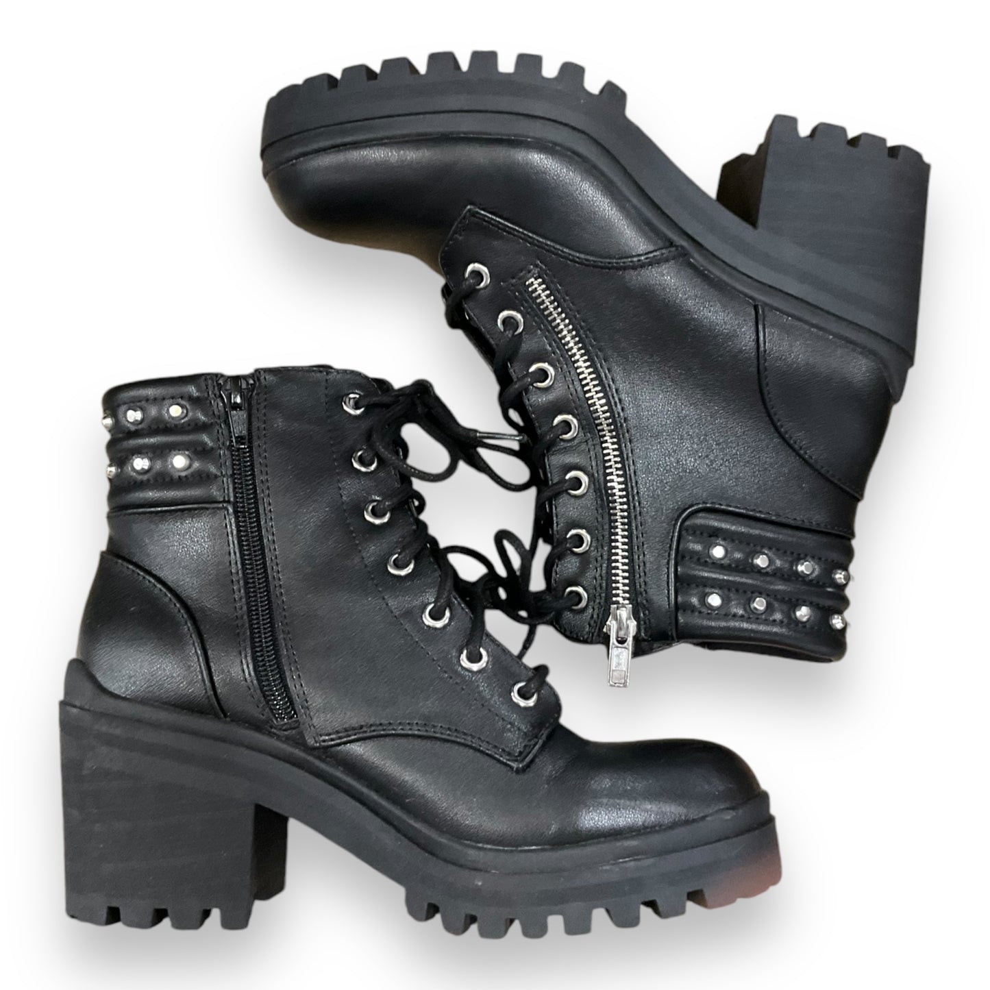 Boots Combat By No Boundaries In Black, Size: 7.5