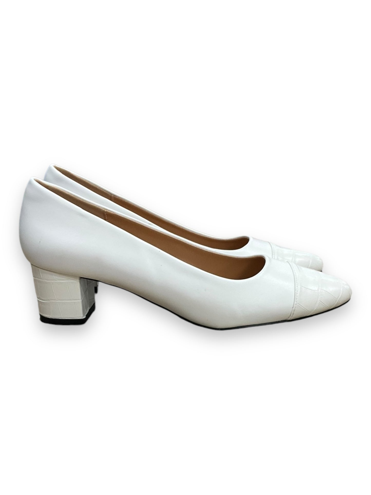 Shoes Heels Block By Clothes Mentor In White, Size: 8