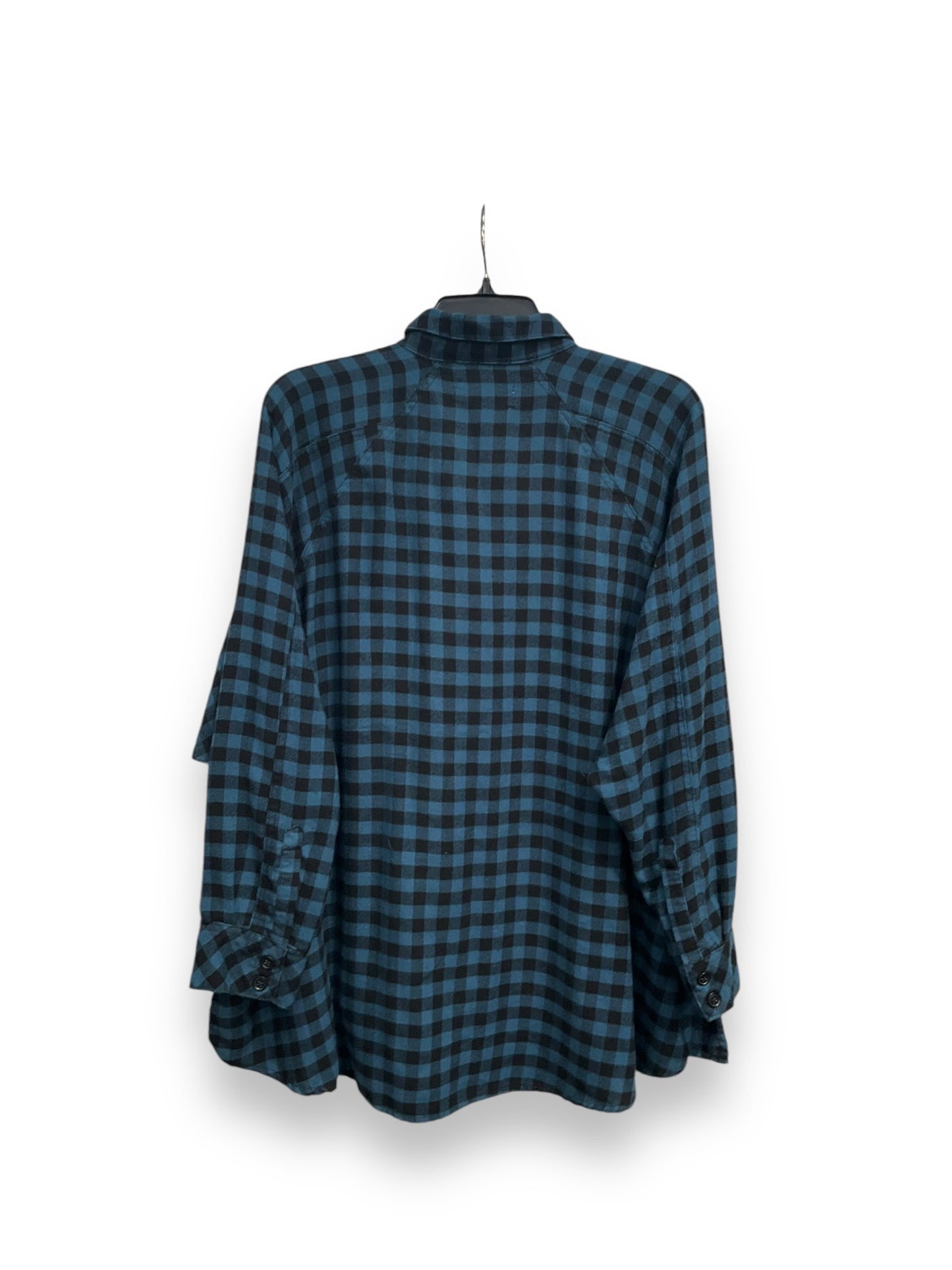 Top Long Sleeve By Urban Outfitters In Plaid Pattern, Size: S