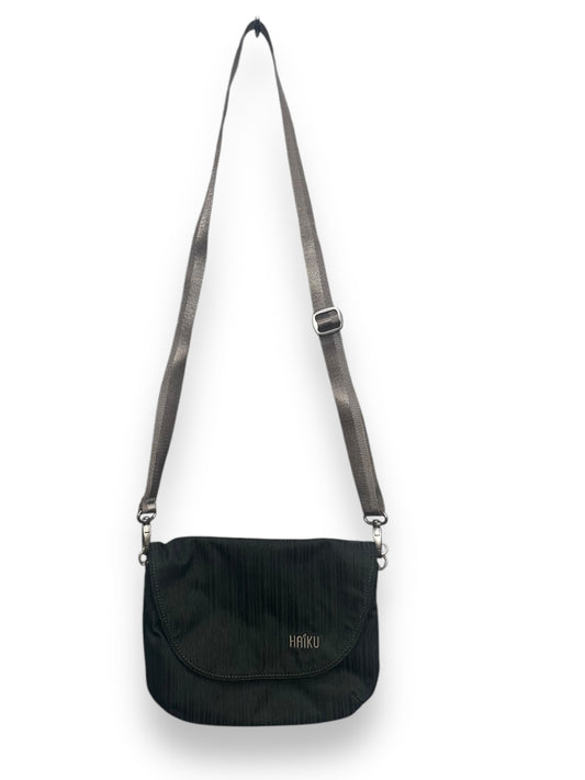 Crossbody By Clothes Mentor, Size: Medium