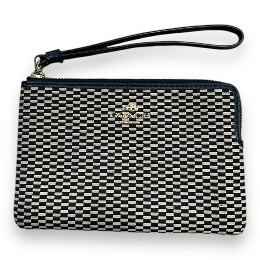 Wristlet Designer By Coach  Size: Small