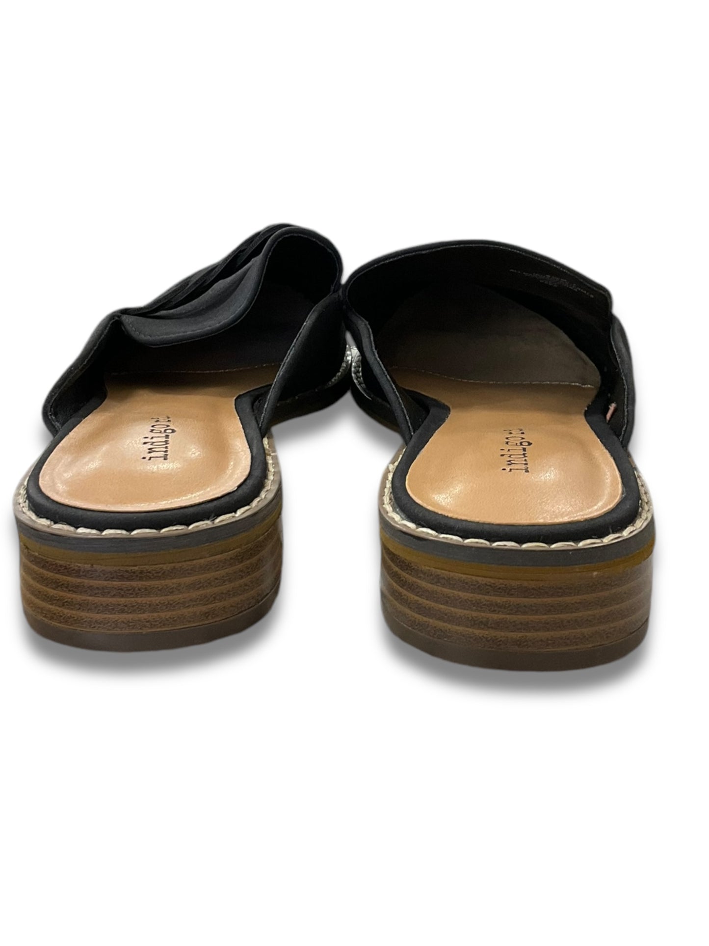 Shoes Flats By Indigo In Black, Size: 6.5