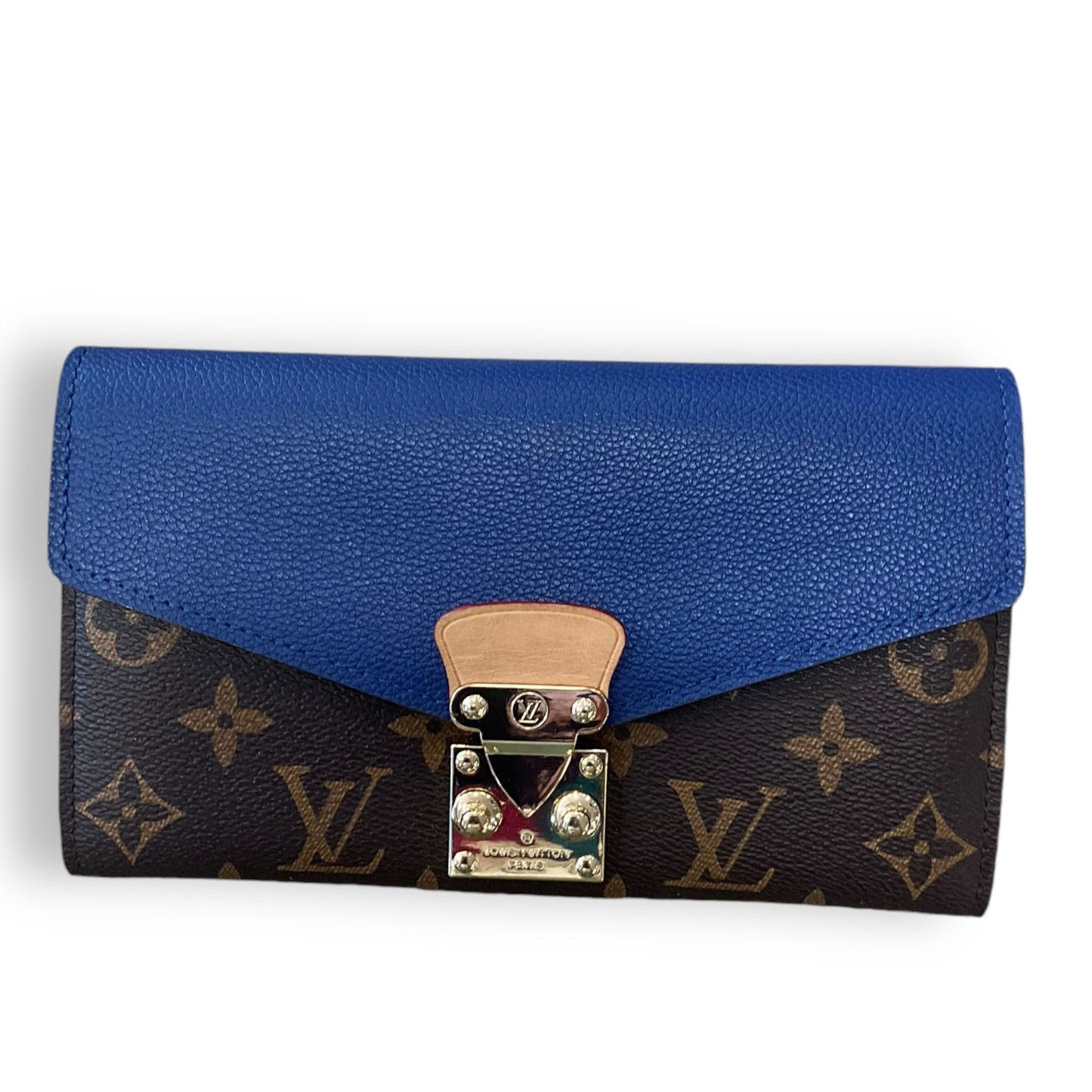 Wallet Luxury Designer By Louis Vuitton, Size: Medium