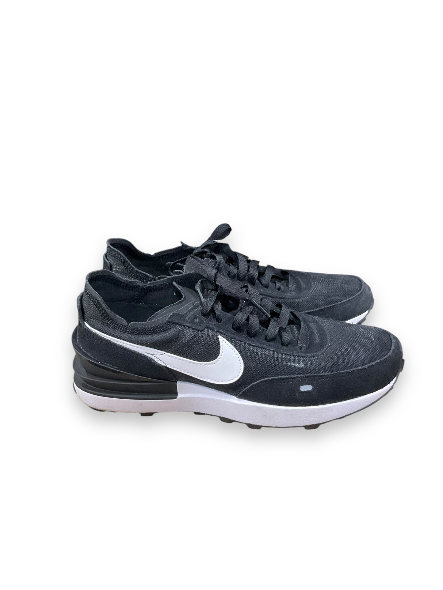 Shoes Athletic By Nike Apparel In Black & White, Size: 8