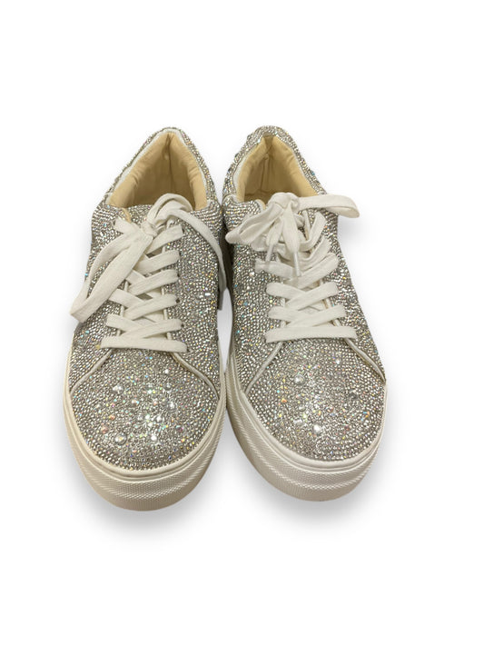 Shoes Sneakers By Betsey Johnson In Silver, Size: 9