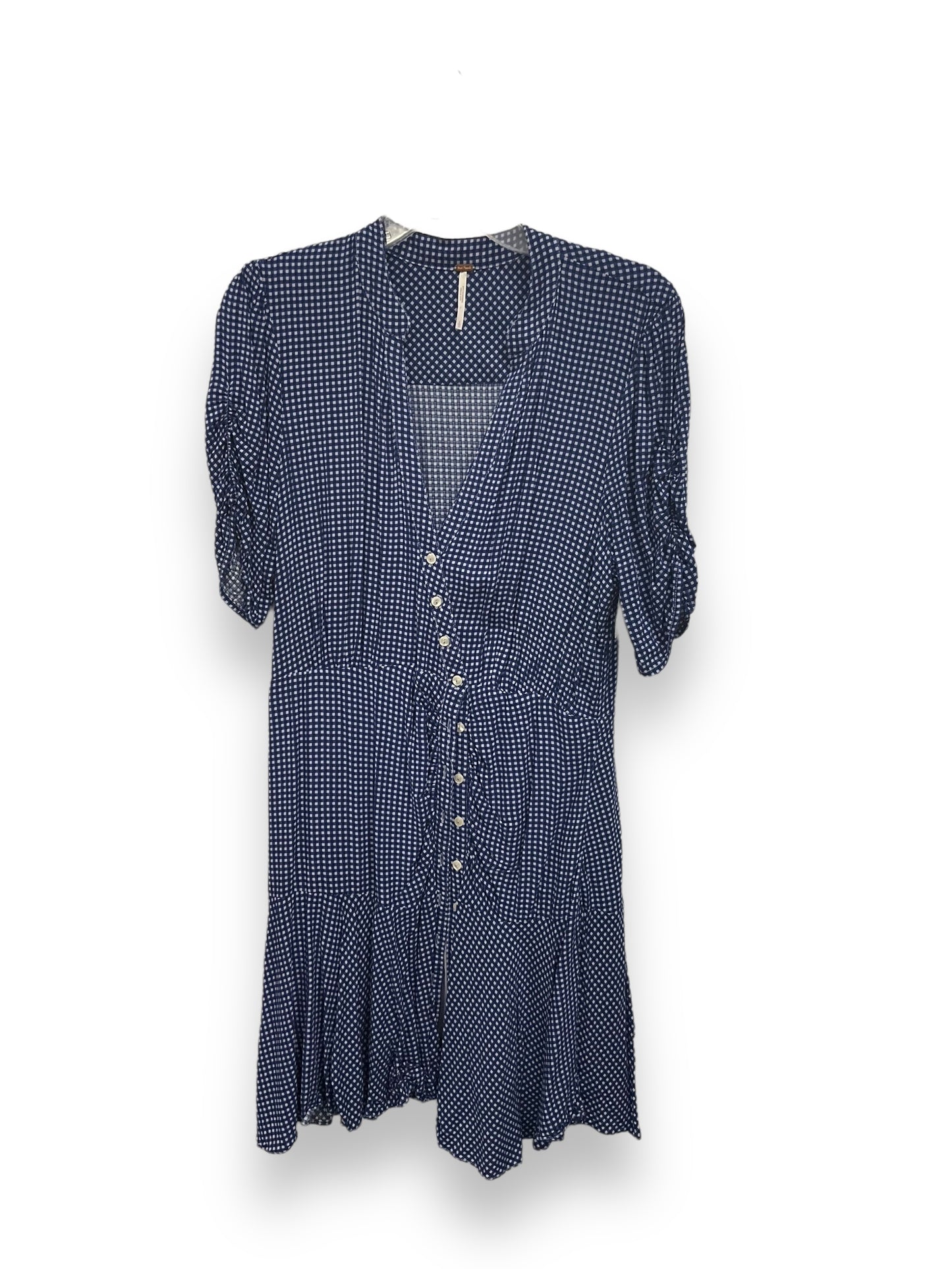 Dress Casual Short By Free People In Plaid Pattern, Size: L