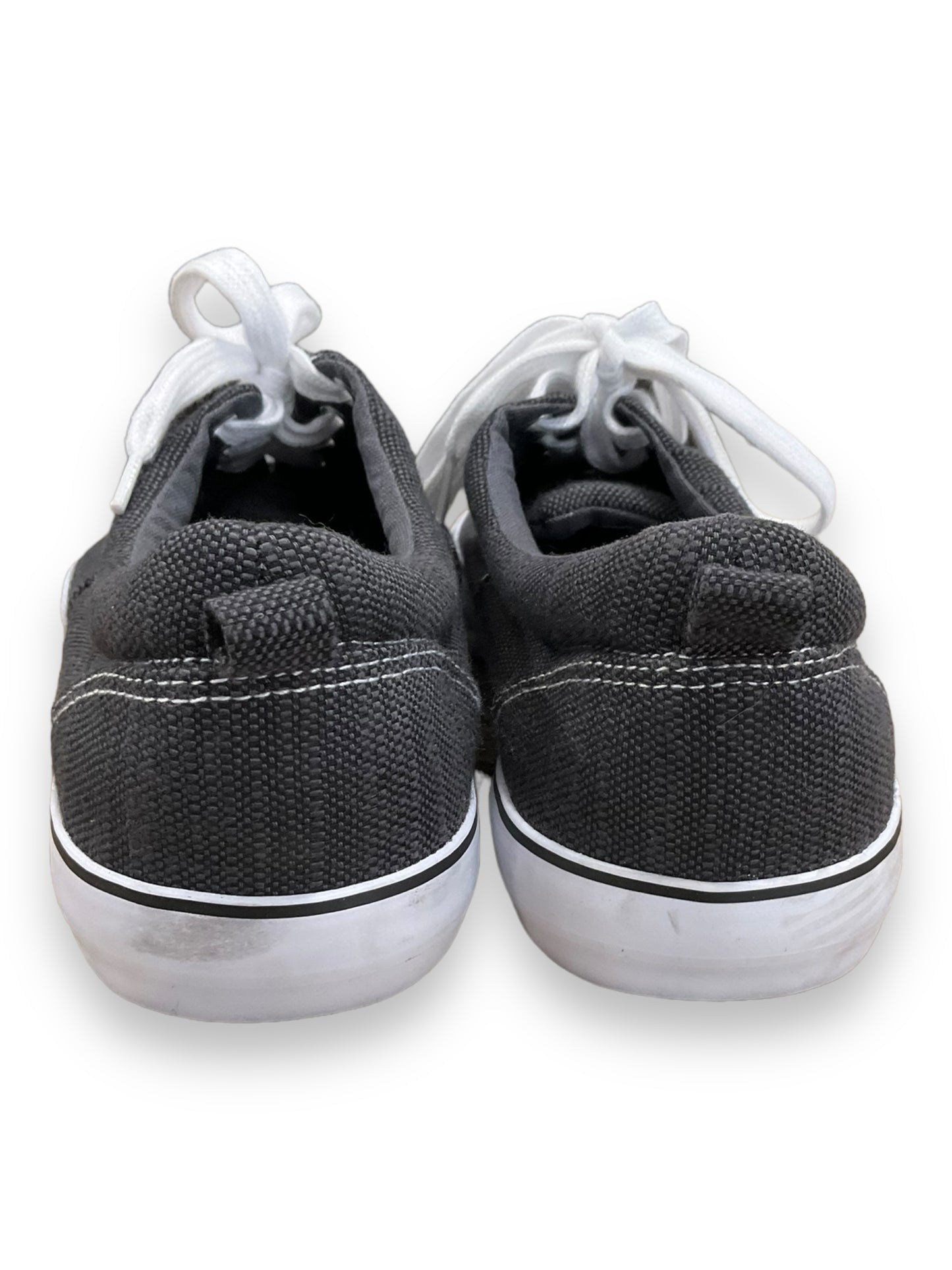 Shoes Sneakers By Universal Thread In Grey, Size: 10